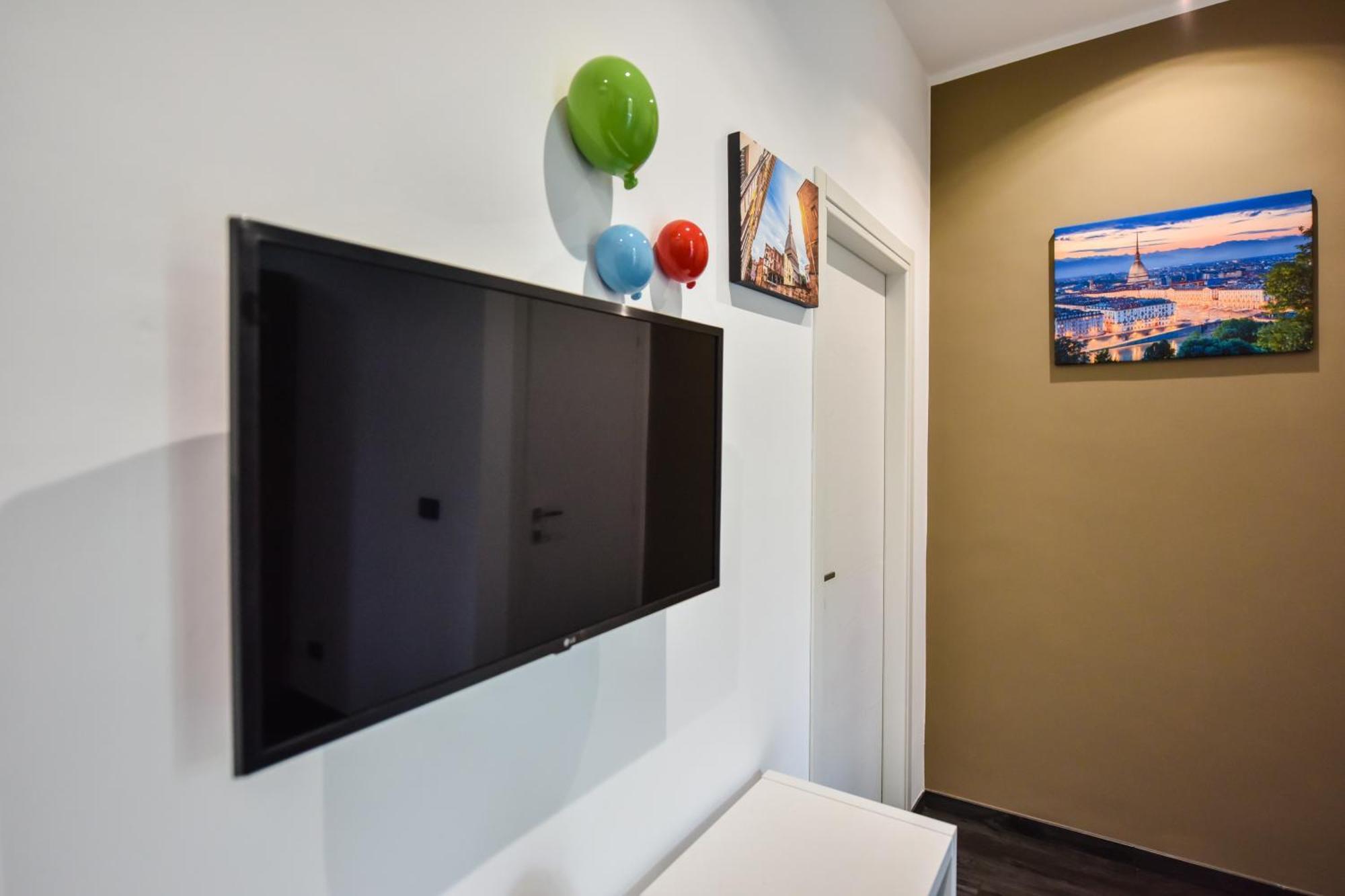 Benvenuti Casa Leo - Elegante Appartamento Torino Kültér fotó